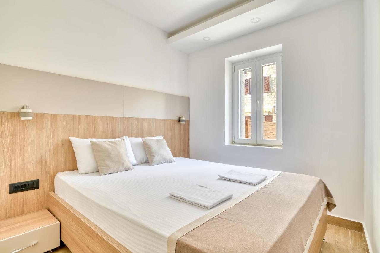 Symphony Apartments Street View Petrovac Exterior foto